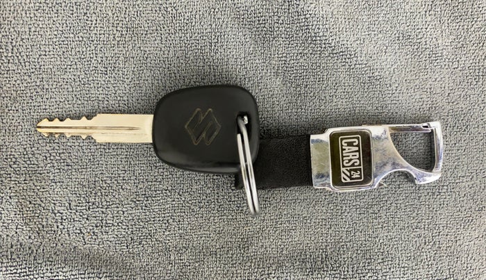 2019 Maruti Alto LXI CNG, CNG, Manual, 98,605 km, Key Close Up