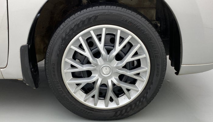 2012 Maruti Wagon R 1.0 VXI, Petrol, Manual, 67,609 km, Right Front Wheel