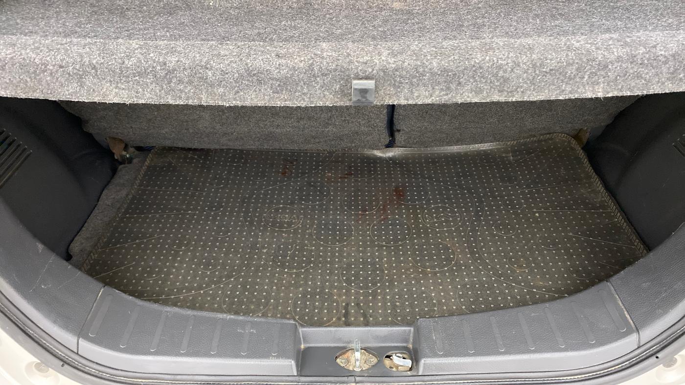 2012 Maruti Wagon R 1.0 VXI, Petrol, Manual, 67,609 km, Boot Inside