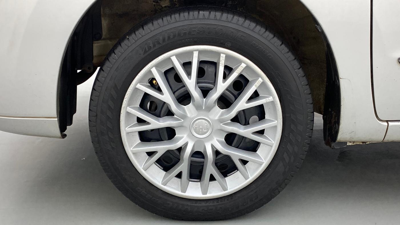 2012 Maruti Wagon R 1.0 VXI, Petrol, Manual, 67,609 km, Left Front Wheel