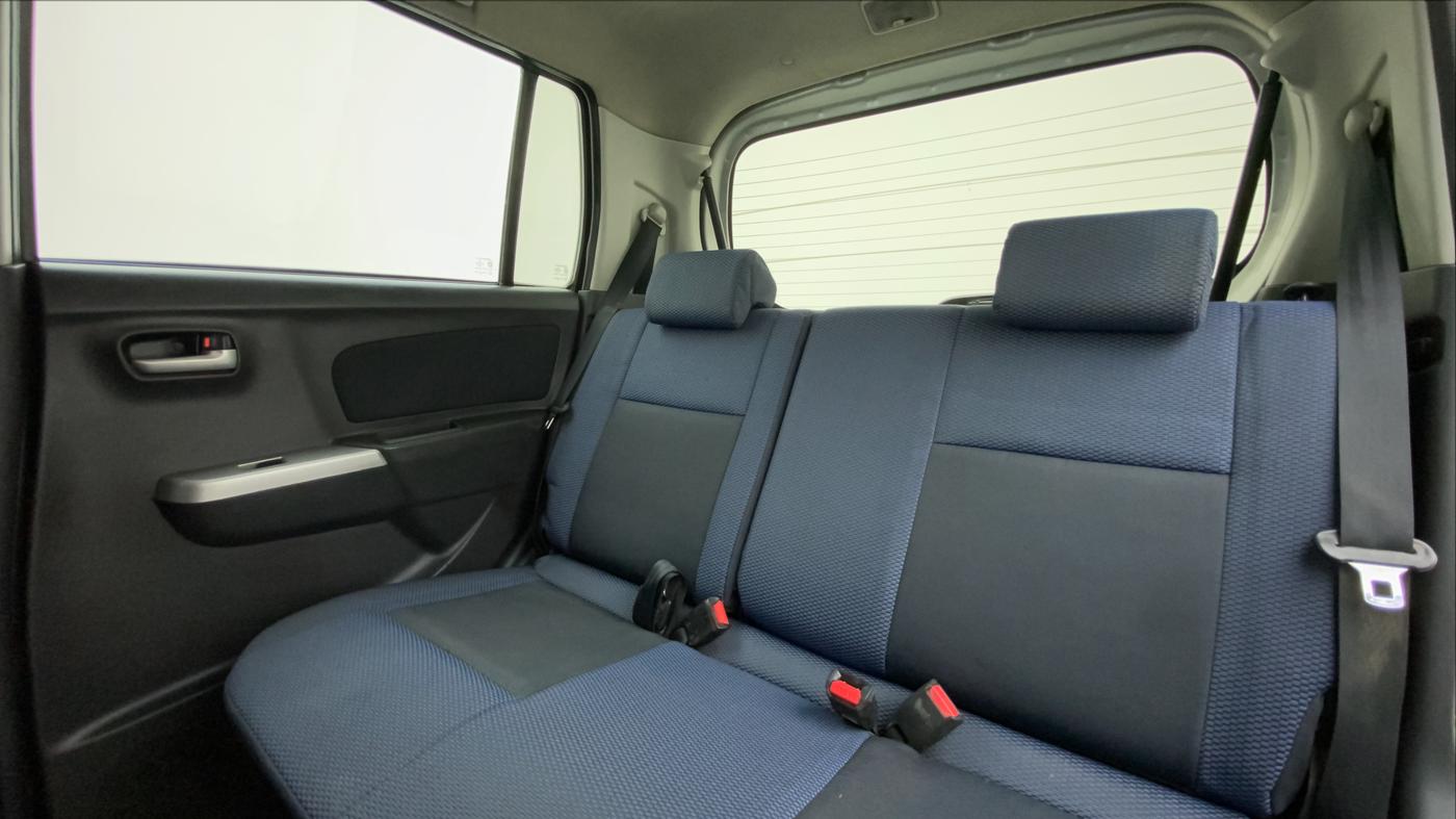 2012 Maruti Wagon R 1.0 VXI, Petrol, Manual, 67,609 km, Right Side Rear Door Cabin