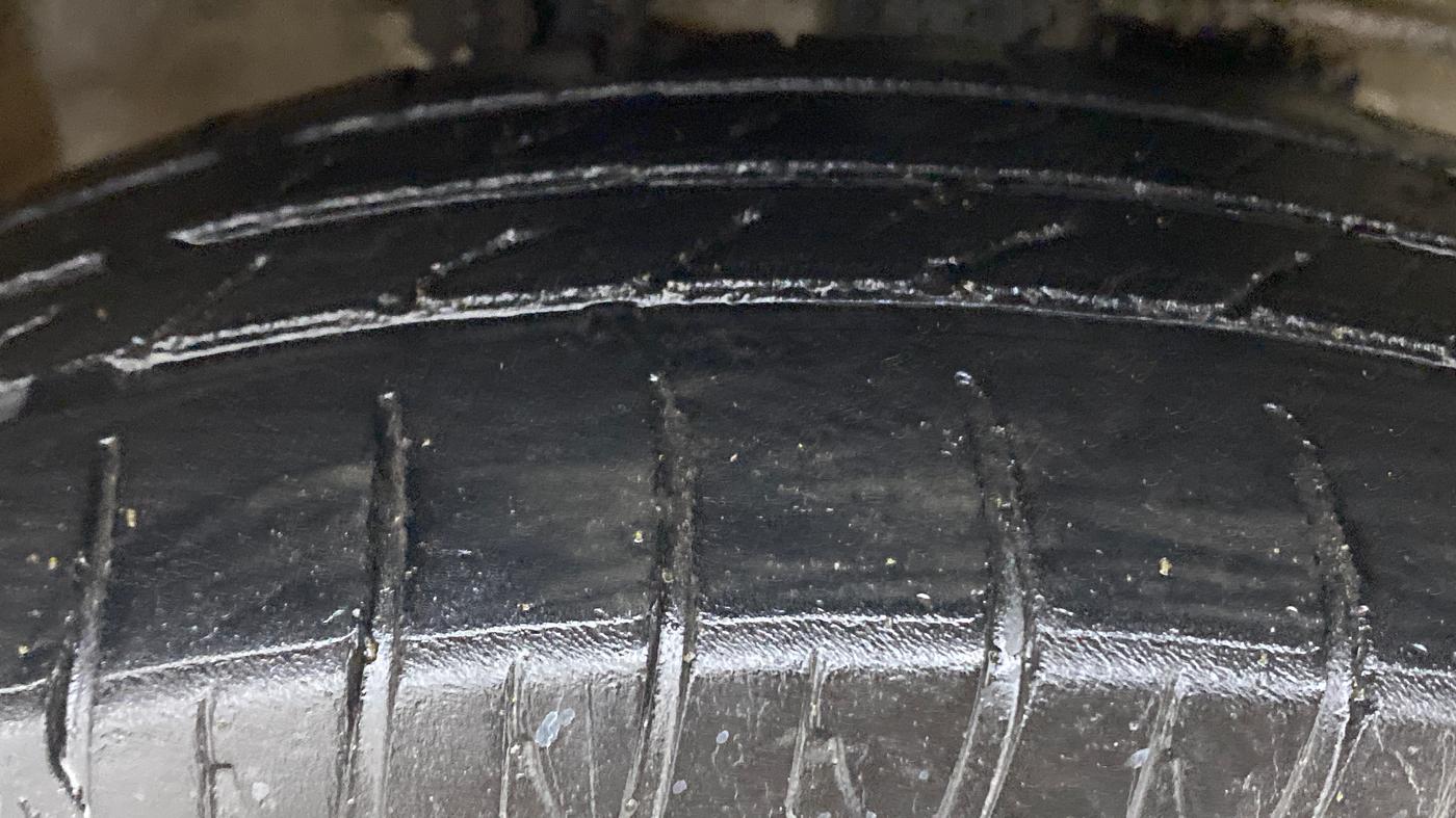 2012 Maruti Wagon R 1.0 VXI, Petrol, Manual, 67,609 km, Right Front Tyre Tread