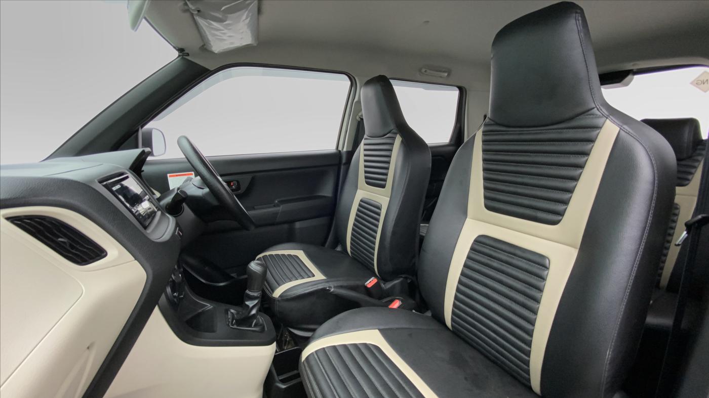 2020 Maruti New Wagon-R LXI CNG 1.0 L, CNG, Manual, 11,827 km, Right Side Front Door Cabin View