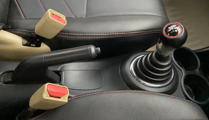 2015 Honda Brio S MT, Petrol, Manual, 53,231 km, Gear Lever