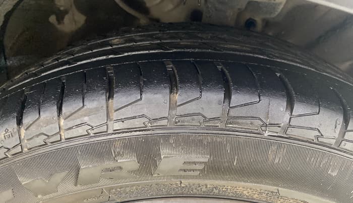 2021 KIA SELTOS GTX PLUS AT 1.5 DIESEL, Diesel, Automatic, 86,321 km, Right Front Tyre Tread