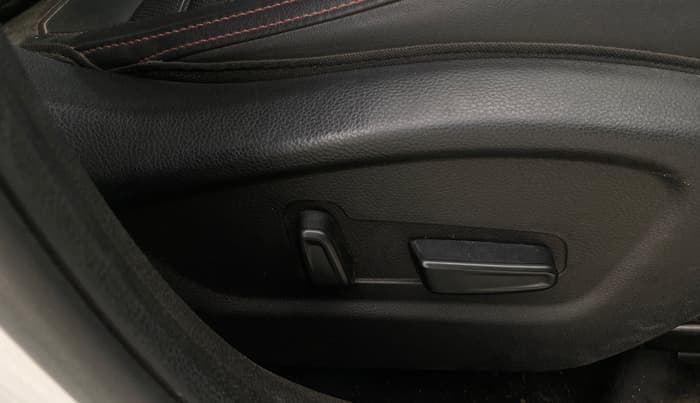 2021 KIA SELTOS GTX PLUS AT 1.5 DIESEL, Diesel, Automatic, 86,321 km, Driver Side Adjustment Panel