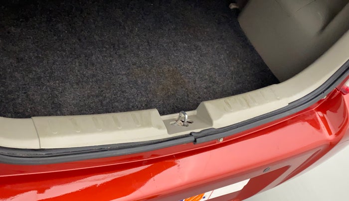 2014 Maruti Celerio VXI AMT, Petrol, Automatic, 28,164 km, Dicky (Boot door) - Weather strip has minor damage