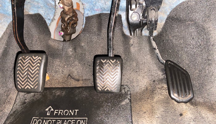 2012 Toyota Etios Liva GD, Diesel, Manual, 49,510 km, Pedals