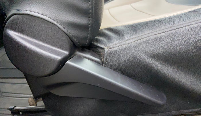 2012 Toyota Etios Liva GD, Diesel, Manual, 49,510 km, Driver Side Adjustment Panel