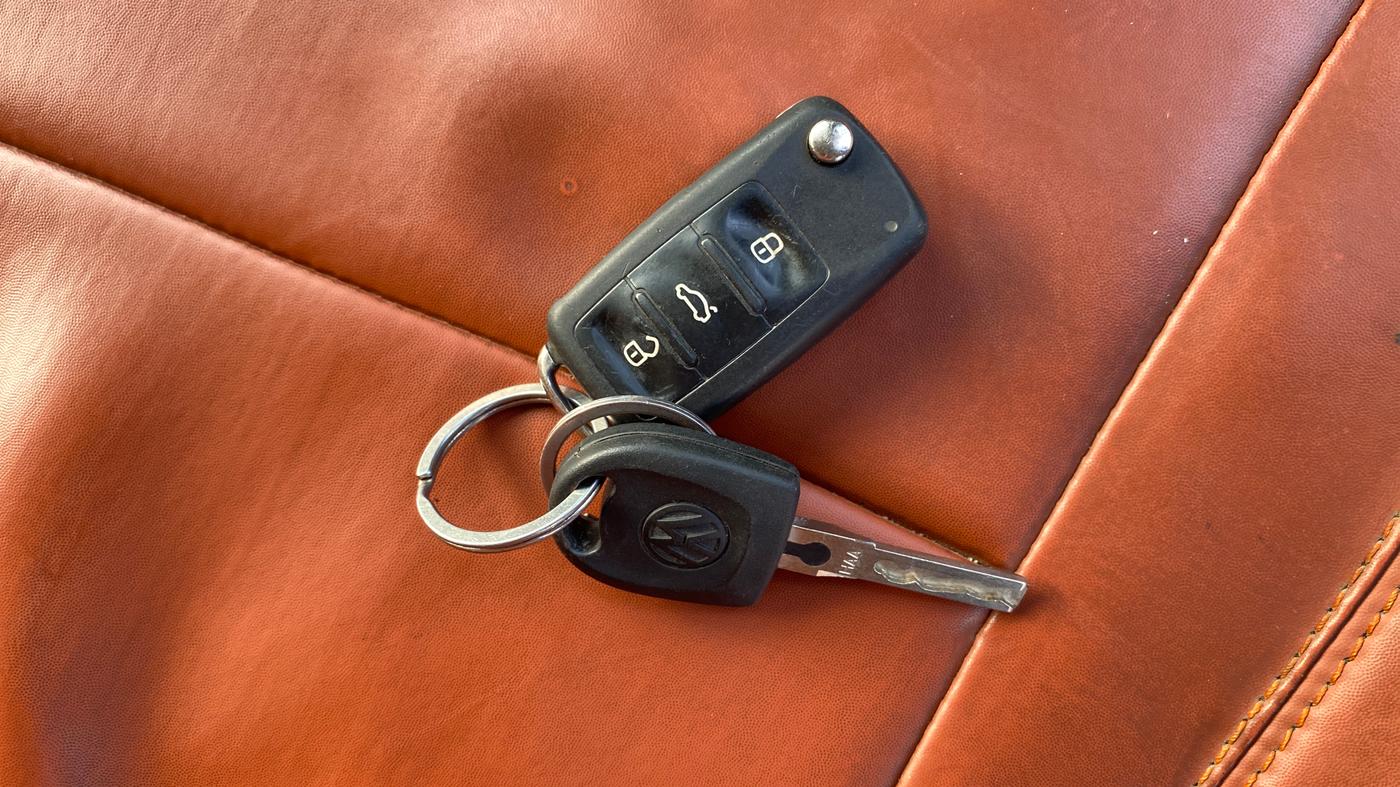 2018 Volkswagen Ameo COMFORTLINE 1.0L, Petrol, Manual, 85,169 km, Key Close Up