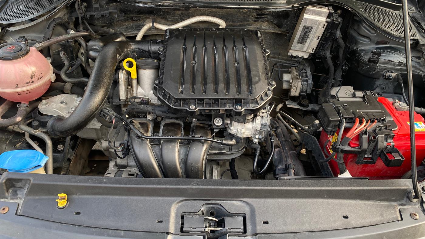 2018 Volkswagen Ameo COMFORTLINE 1.0L, Petrol, Manual, 85,169 km, Engine View