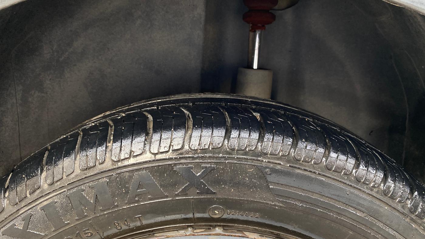 2018 Volkswagen Ameo COMFORTLINE 1.0L, Petrol, Manual, 85,169 km, Left Rear Tyre Tread