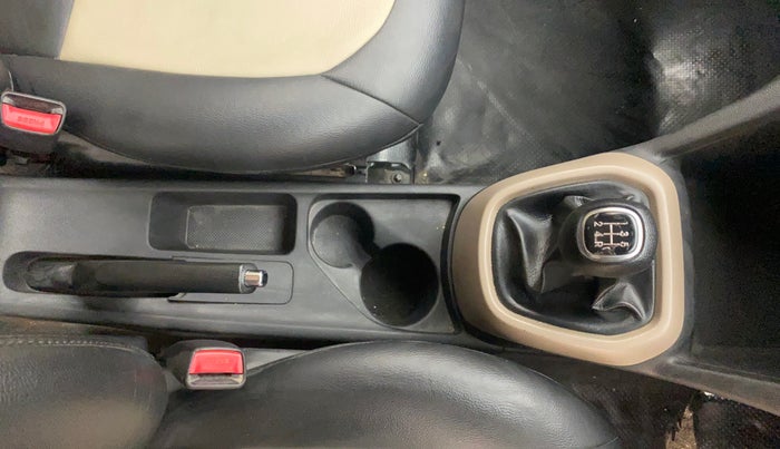 2014 Hyundai Grand i10 SPORTZ 1.2 KAPPA VTVT, Petrol, Manual, 28,456 km, Gear Lever