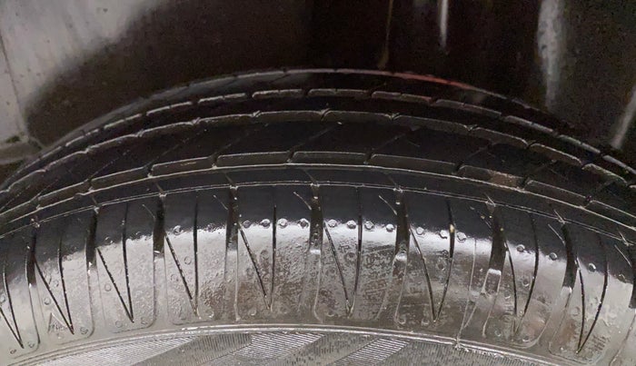 2012 Volkswagen Polo TRENDLINE 1.2L PETROL, Petrol, Manual, 88,478 km, Left Rear Tyre Tread