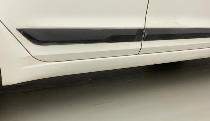 2014 Hyundai Elite i20 SPORTZ 1.2, Petrol, Manual, 56,732 km, Right running board - Minor scratches