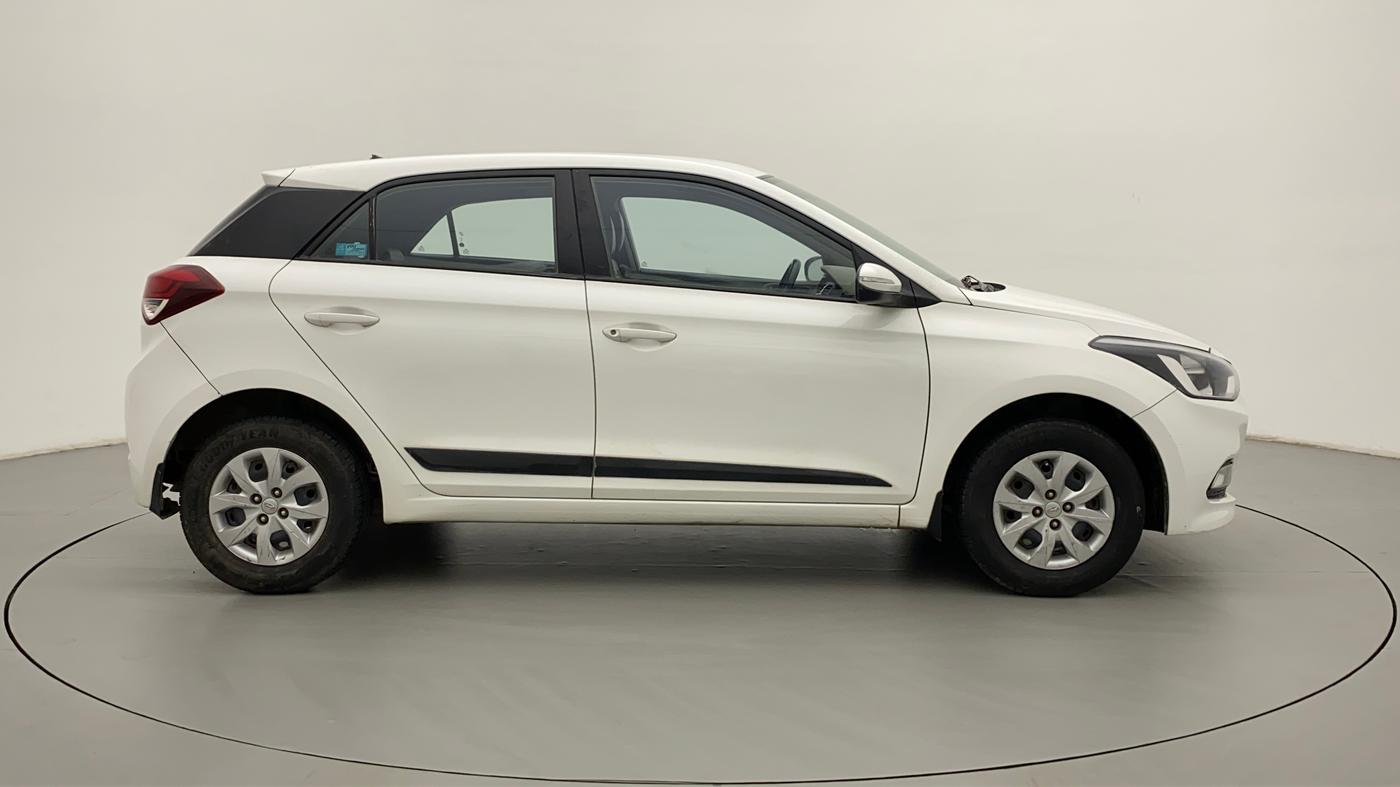 2014 Hyundai Elite i20 SPORTZ 1.2, Petrol, Manual, 56,732 km, Right Side View