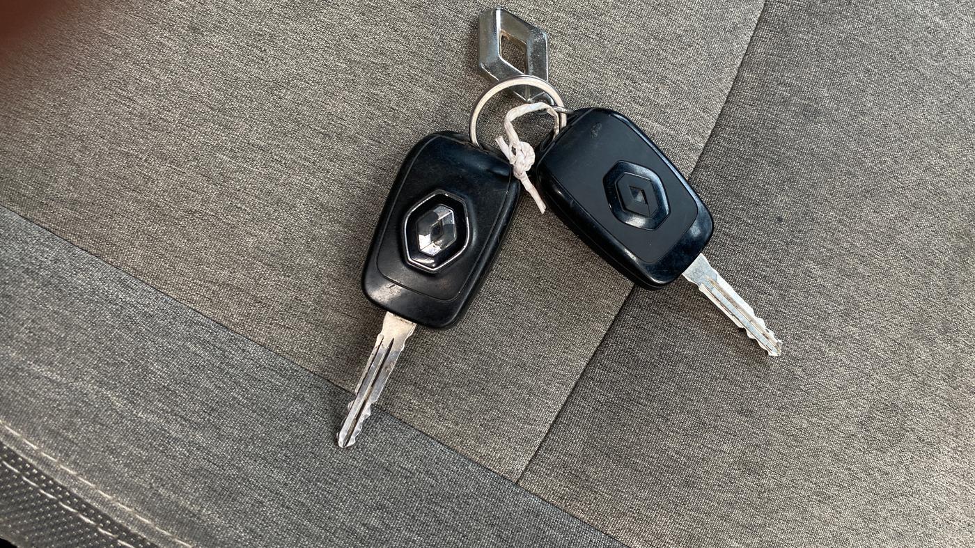 2021 Renault Kiger RXL MT, Petrol, Manual, 61,368 km, Key Close Up