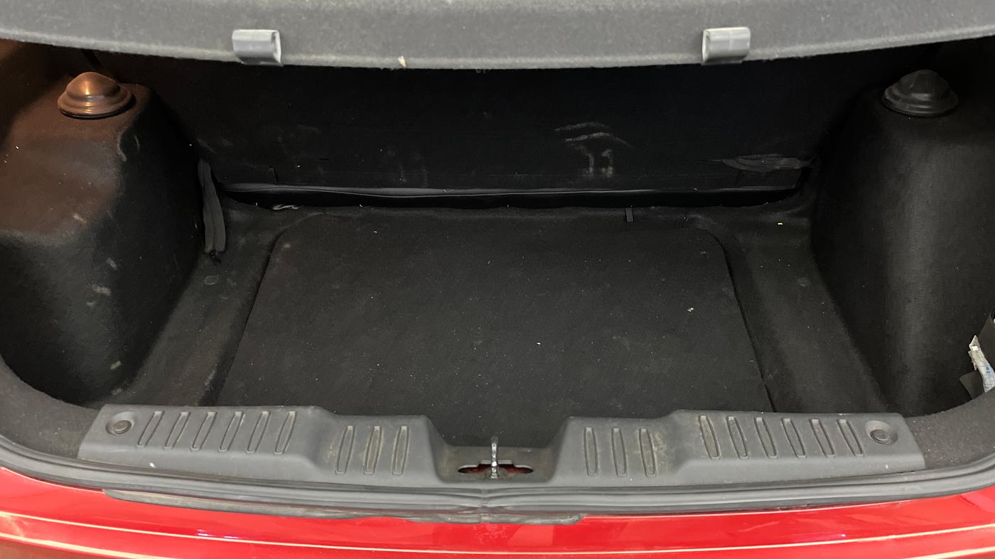 2022 Tata ALTROZ XT PETROL, Petrol, Manual, 53,946 km, Boot Inside