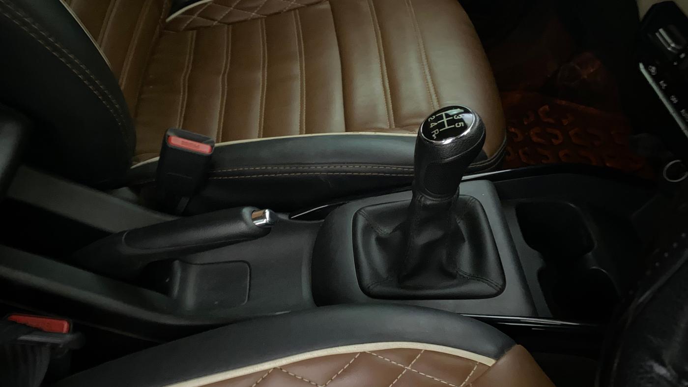 2023 Toyota Glanza G E-CNG, CNG, Manual, 56,093 km, Gear Lever