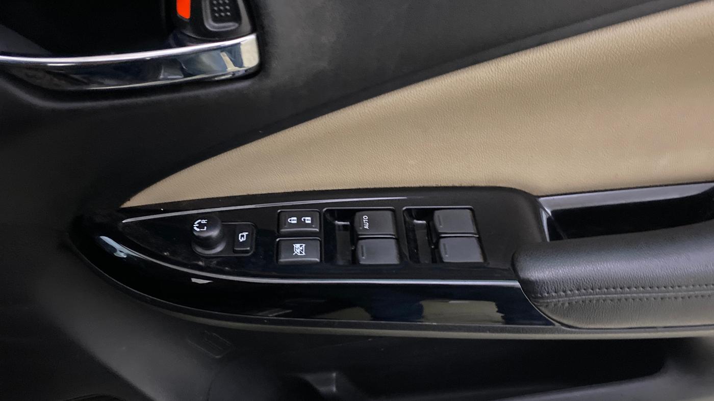 2023 Toyota Glanza G E-CNG, CNG, Manual, 56,093 km, Driver Side Door Panels Control