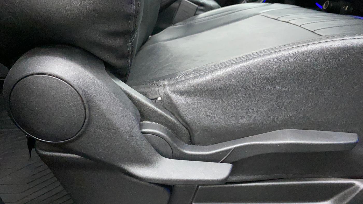 2021 Maruti XL6 ZETA AT, Petrol, Automatic, 29,845 km, Driver Side Adjustment Panel