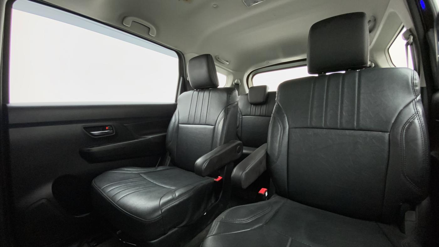 2021 Maruti XL6 ZETA AT, Petrol, Automatic, 29,845 km, Right Side Rear Door Cabin