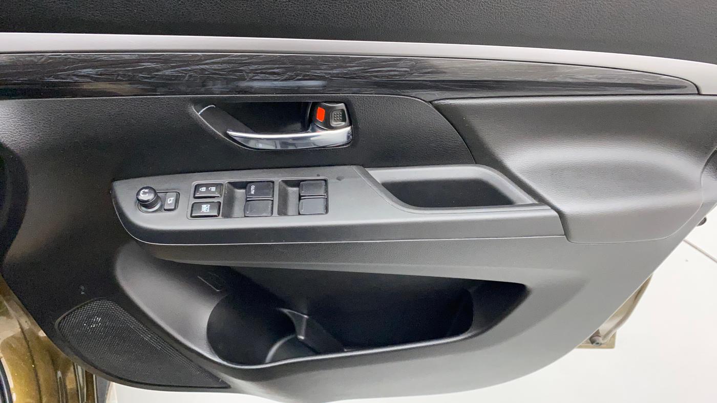 2021 Maruti XL6 ZETA AT, Petrol, Automatic, 29,845 km, Driver Side Door Panels Control