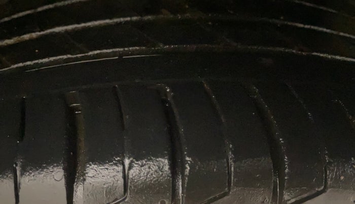 2024 Hyundai Creta SX 1.5 PETROL, Petrol, Manual, 29,659 km, Right Front Tyre Tread