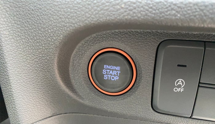 2024 Hyundai Creta SX 1.5 PETROL, Petrol, Manual, 29,659 km, Keyless Start/ Stop Button