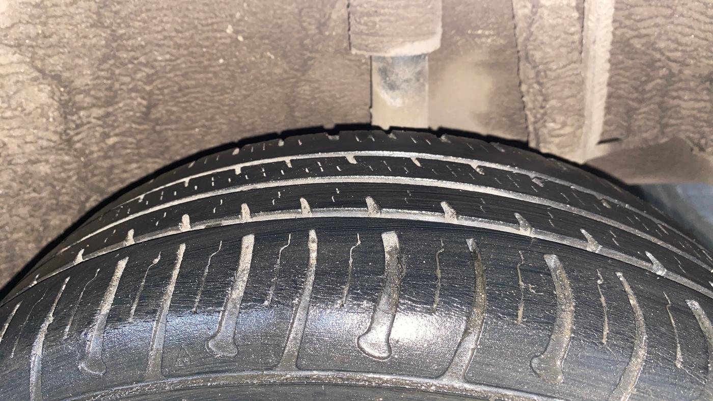 2016 Tata Zest XE PETROL, Petrol, Manual, 43,908 km, Left Rear Tyre Tread