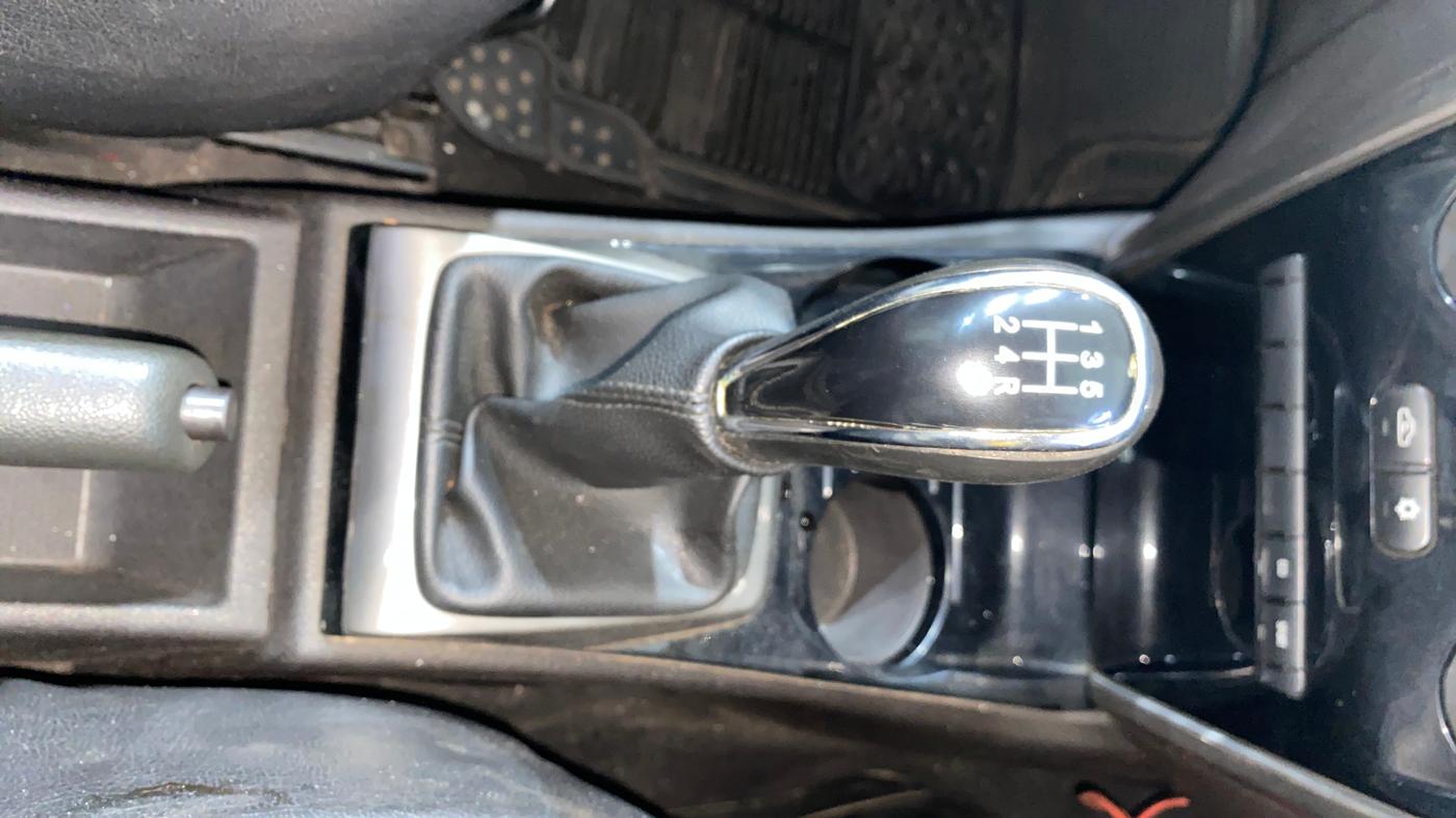 2016 Tata Zest XE PETROL, Petrol, Manual, 43,908 km, Gear Lever