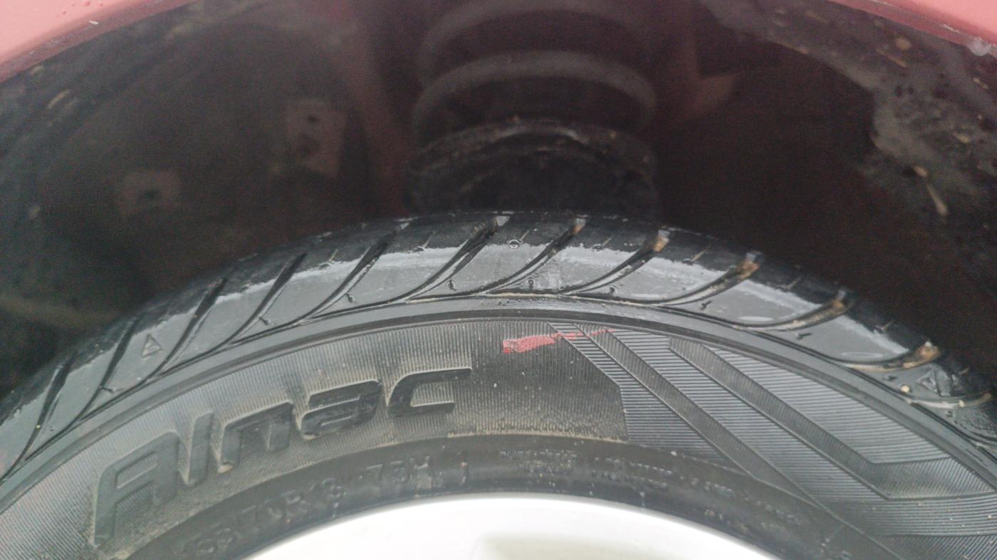 2013 Hyundai i10 SPORTZ 1.2 AT, Petrol, Automatic, 66,580 km, Left Front Tyre Tread