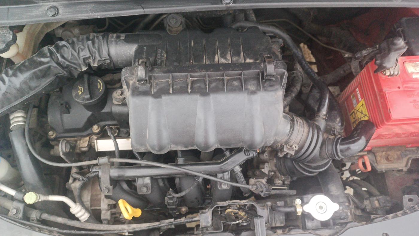 2013 Hyundai i10 SPORTZ 1.2 AT, Petrol, Automatic, 66,580 km, Engine View