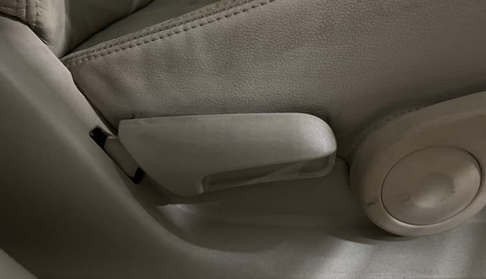 2021 Maruti Ciaz ALPHA 1.5 SHVS PETROL, Petrol, Manual, 20,764 km, Driver Side Adjustment Panel