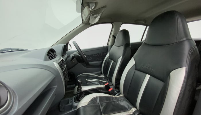 2012 Maruti Alto 800 LXI, CNG, Manual, 37,563 km, Right Side Front Door Cabin