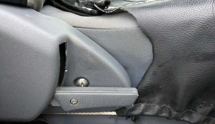 2012 Maruti Alto 800 LXI, CNG, Manual, 37,563 km, Driver Side Adjustment Panel