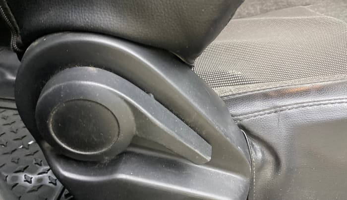 2022 Tata ALTROZ XT DIESEL, Diesel, Manual, 68,309 km, Driver Side Adjustment Panel