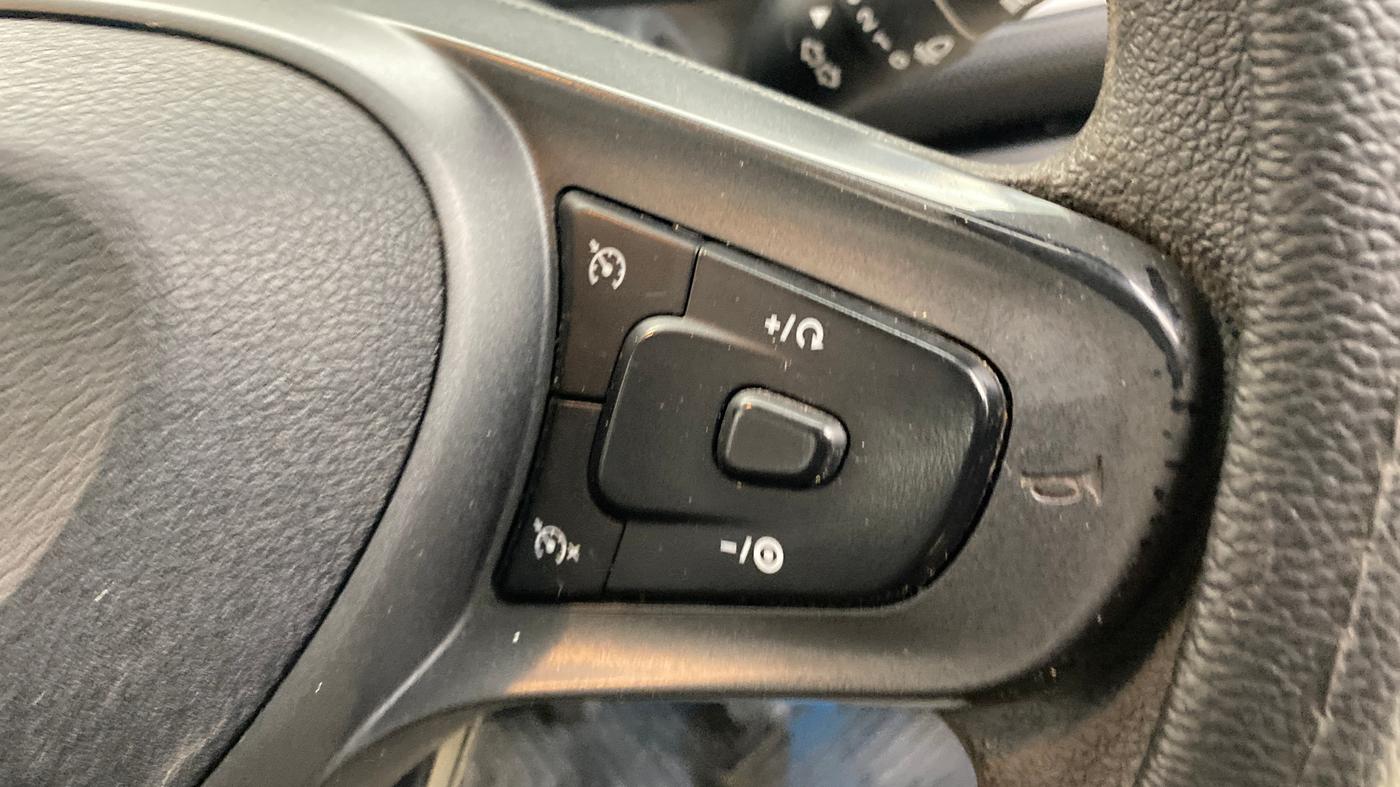2022 Tata ALTROZ XT DIESEL, Diesel, Manual, 68,309 km, Adaptive Cruise Control
