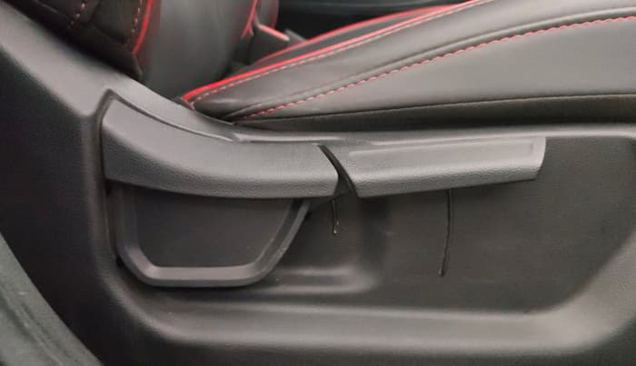 2024 Hyundai NEW I20 N LINE N8 1.0 TURBO DCT, Petrol, Automatic, 22,449 km, Driver Side Adjustment Panel