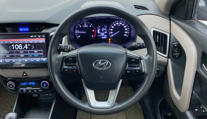 2017 Hyundai Creta SX 1.6 DIESEL, Diesel, Manual, 1,03,070 km, Steering Wheel Close Up