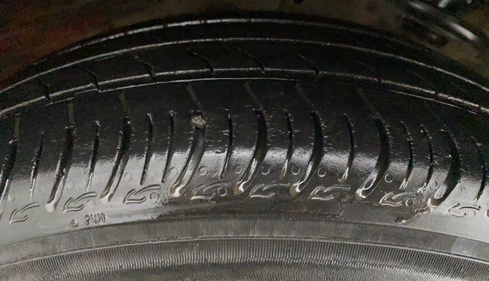 2020 Maruti S PRESSO VXI (O) CNG, CNG, Manual, 41,047 km, Right Rear Tyre Tread