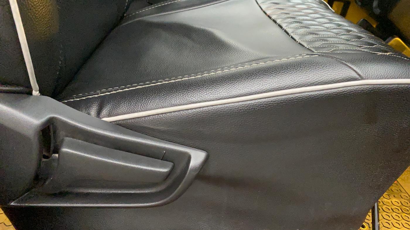 2020 Maruti S PRESSO VXI (O) CNG, CNG, Manual, 41,047 km, Driver Side Adjustment Panel