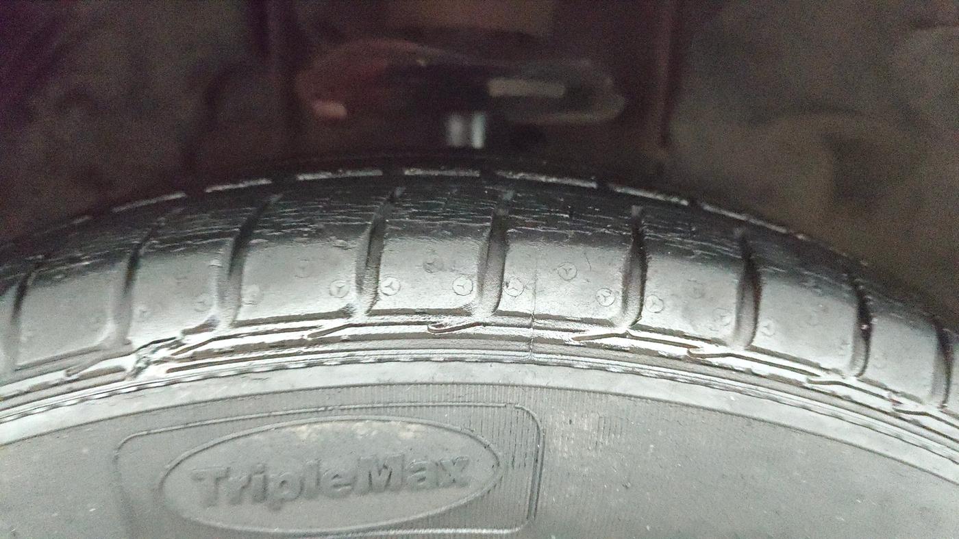 2019 Tata Tiago XZ PLUS PETROL, Petrol, Manual, 41,278 km, Right Front Tyre Tread