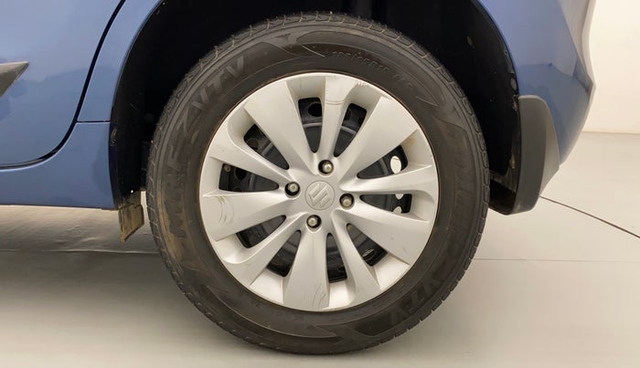 2017 Maruti Baleno DELTA PETROL 1.2, Petrol, Manual, 39,277 km, Left Rear Wheel
