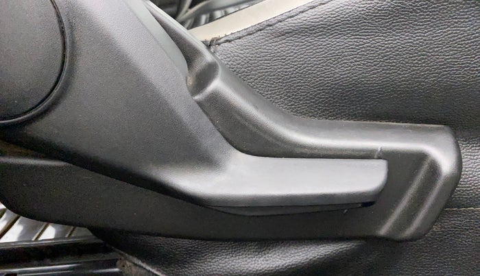 2017 Maruti Baleno DELTA PETROL 1.2, Petrol, Manual, 39,277 km, Driver Side Adjustment Panel