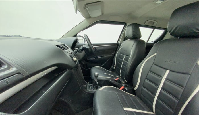 2015 Maruti Swift LXI (O), Petrol, Manual, 65,365 km, Right Side Front Door Cabin
