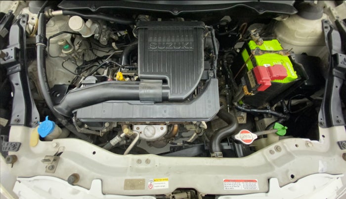 2015 Maruti Swift LXI (O), Petrol, Manual, 65,365 km, Open Bonet