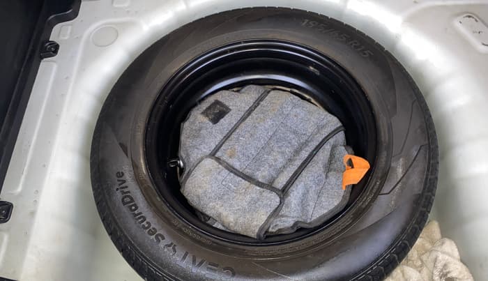 2019 Hyundai VENUE S 1.2, Petrol, Manual, 56,510 km, Spare Tyre