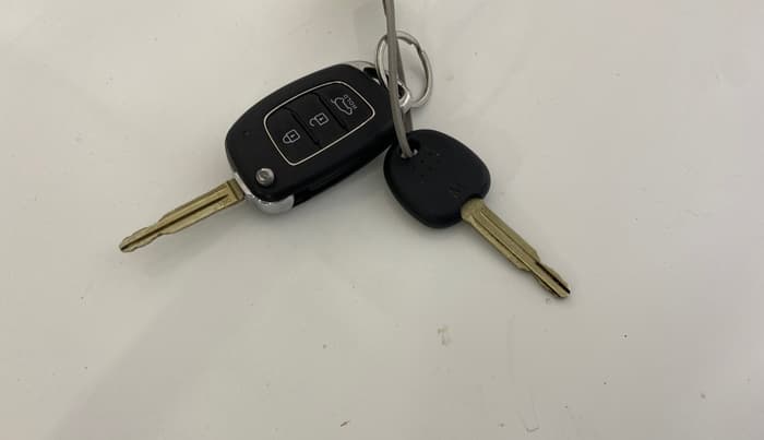2019 Hyundai VENUE S 1.2, Petrol, Manual, 56,510 km, Key Close Up