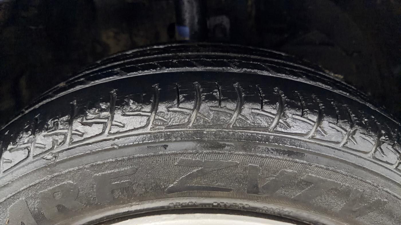2016 Maruti Baleno DELTA PETROL 1.2, Petrol, Manual, 58,944 km, Right Front Tyre Tread